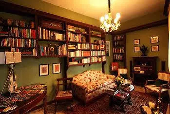 Les Buis Bed & Breakfast